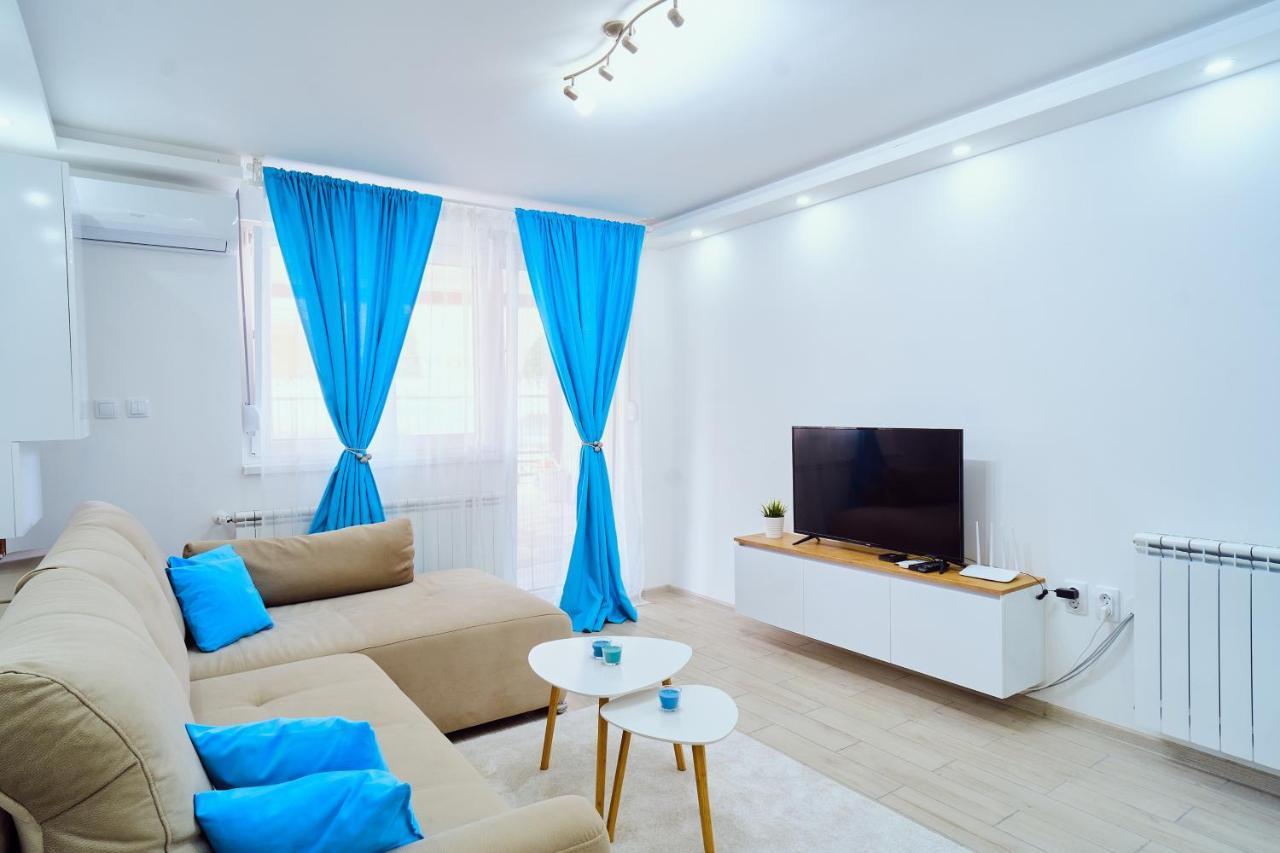 La Lorre Lux Apartment ヤゴディナ エクステリア 写真